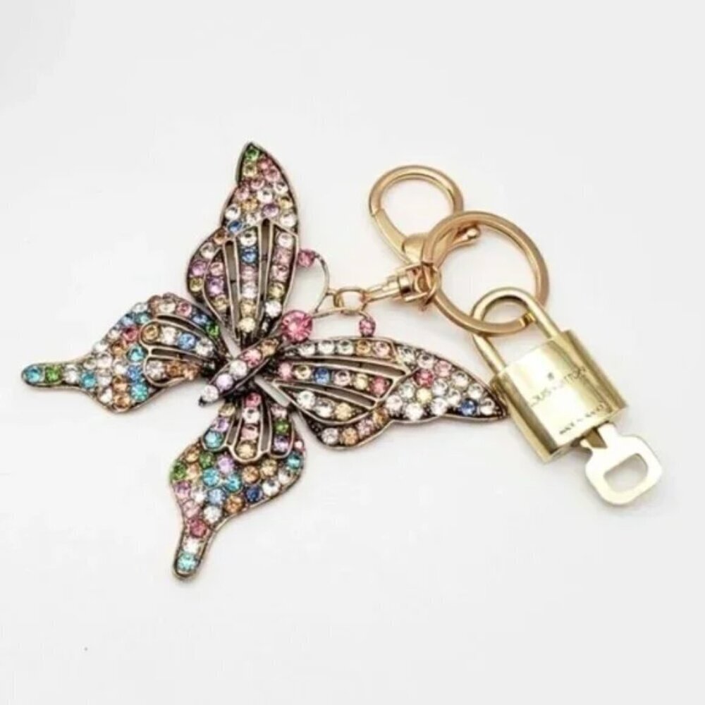 Louis Vuitton Gold Lock 🔒 Authentic LV Key + Unbranded Butterfly Bag Charm - Picture 4 of 7